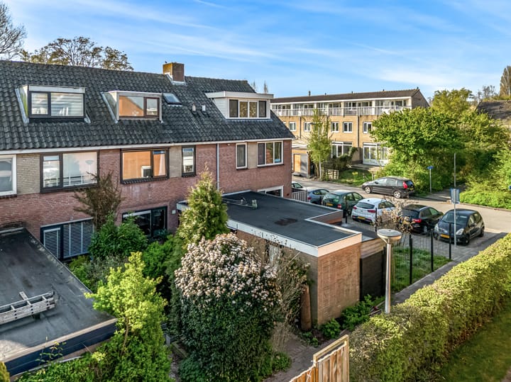 Foto 2 van Schweitzerstraat 70