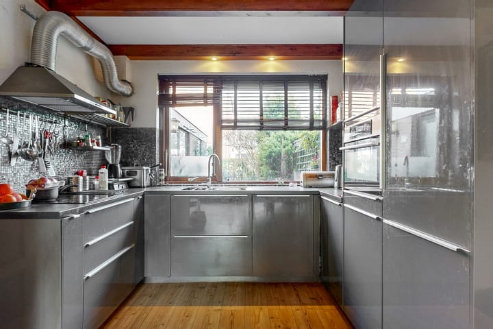 Foto 6 van Schweitzerstraat 70