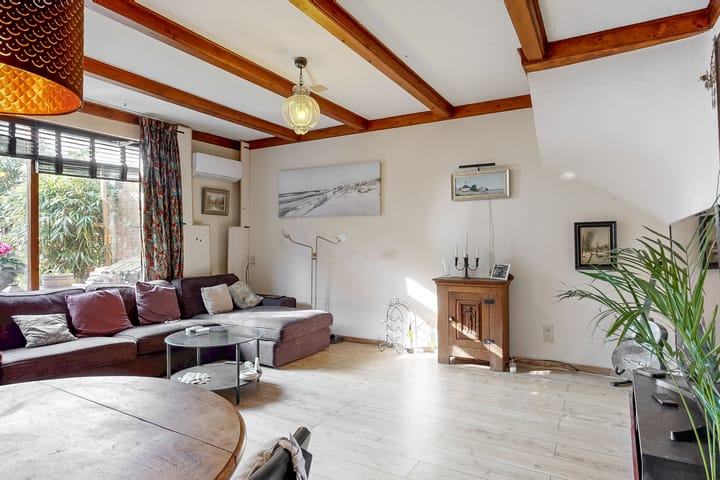 Foto 7 van Schweitzerstraat 70