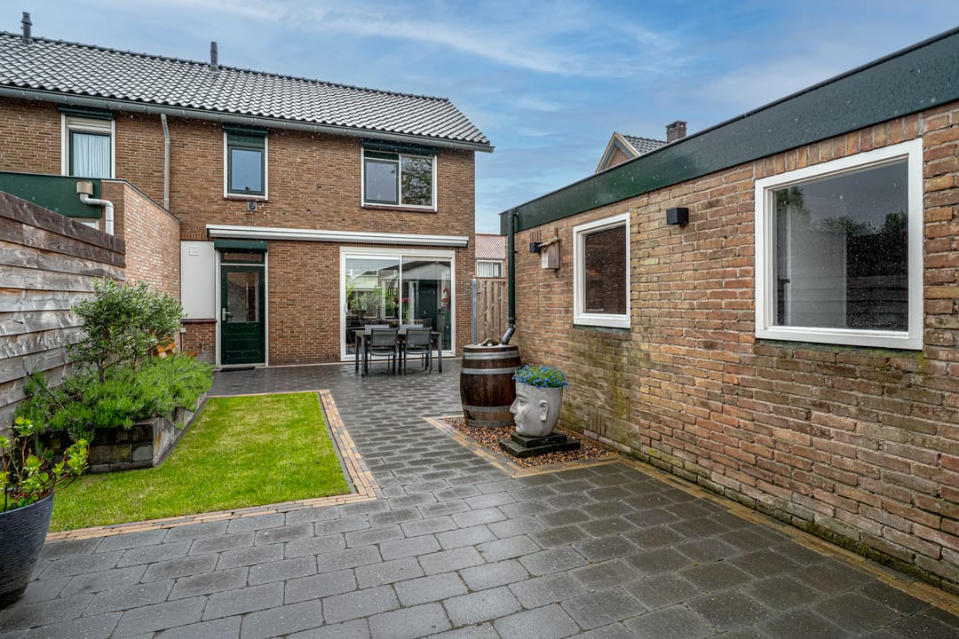 Photo 22 of Massenweg 12