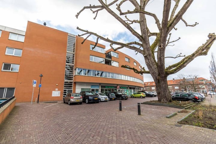 Photo 2 of Raadhuisplein 35