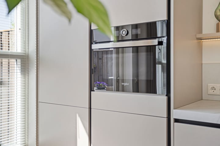 Foto 17 van Burgemeester van Lokvenstraat 52