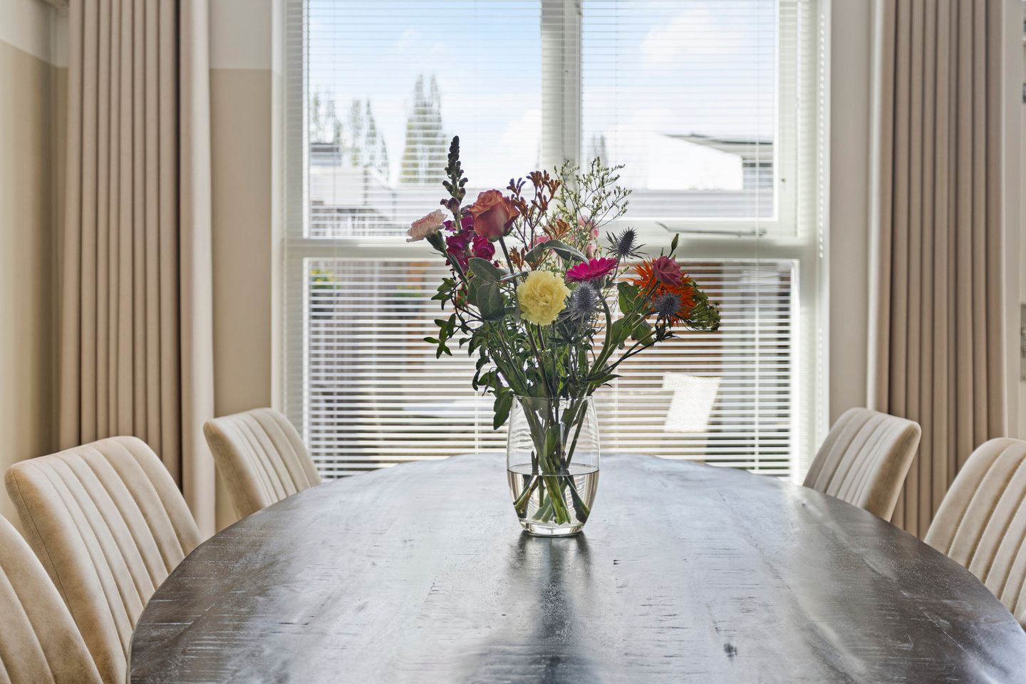 Photo 19 of Burgemeester van Lokvenstraat 52