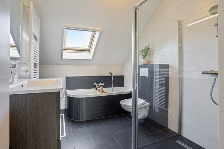 Foto 23 van Burgemeester van Lokvenstraat 52