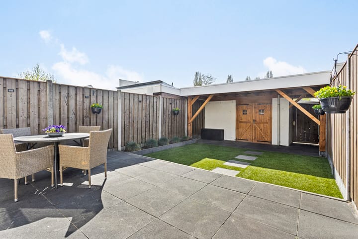 Foto 35 van Burgemeester van Lokvenstraat 52