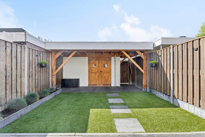 Foto 36 van Burgemeester van Lokvenstraat 52