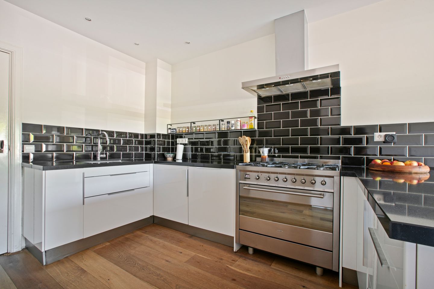 Foto 10 van Sneeuwbalstraat 84