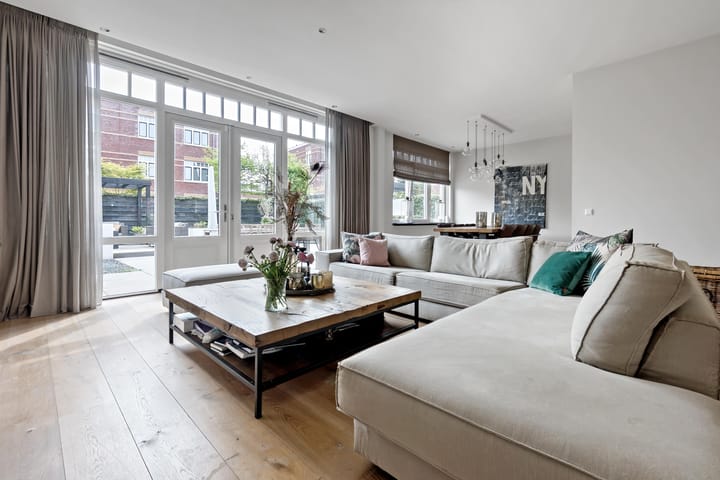 Foto 16 van John Steinbecklaan 4