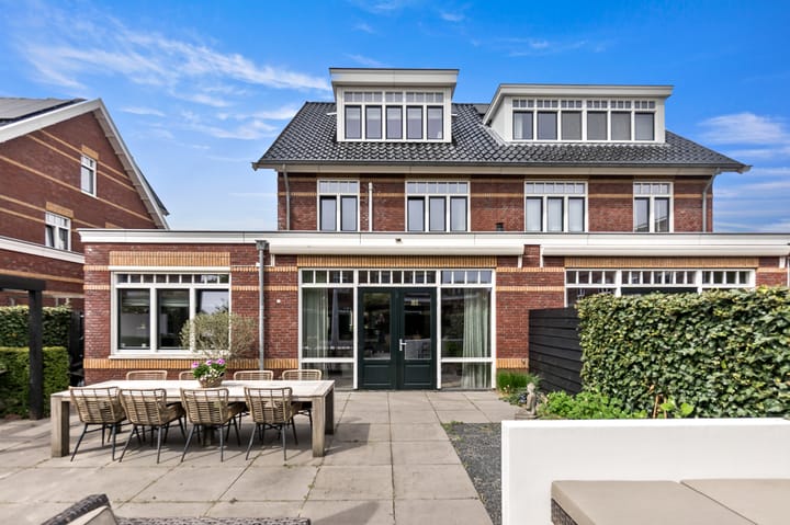 Foto 29 van John Steinbecklaan 4