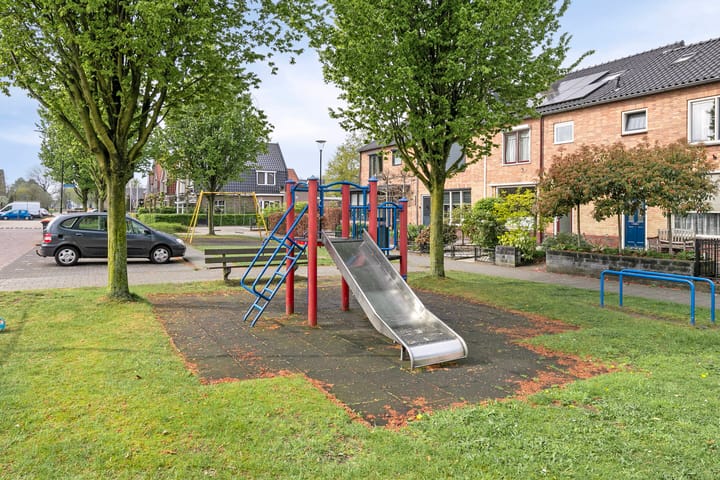 Foto 32 van Bunschoter Kom 7