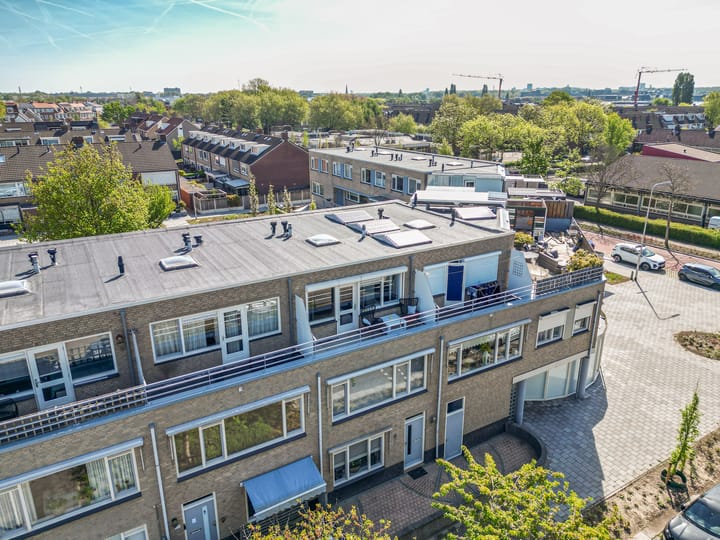 Foto 22 van Koningin Julianalaan 129