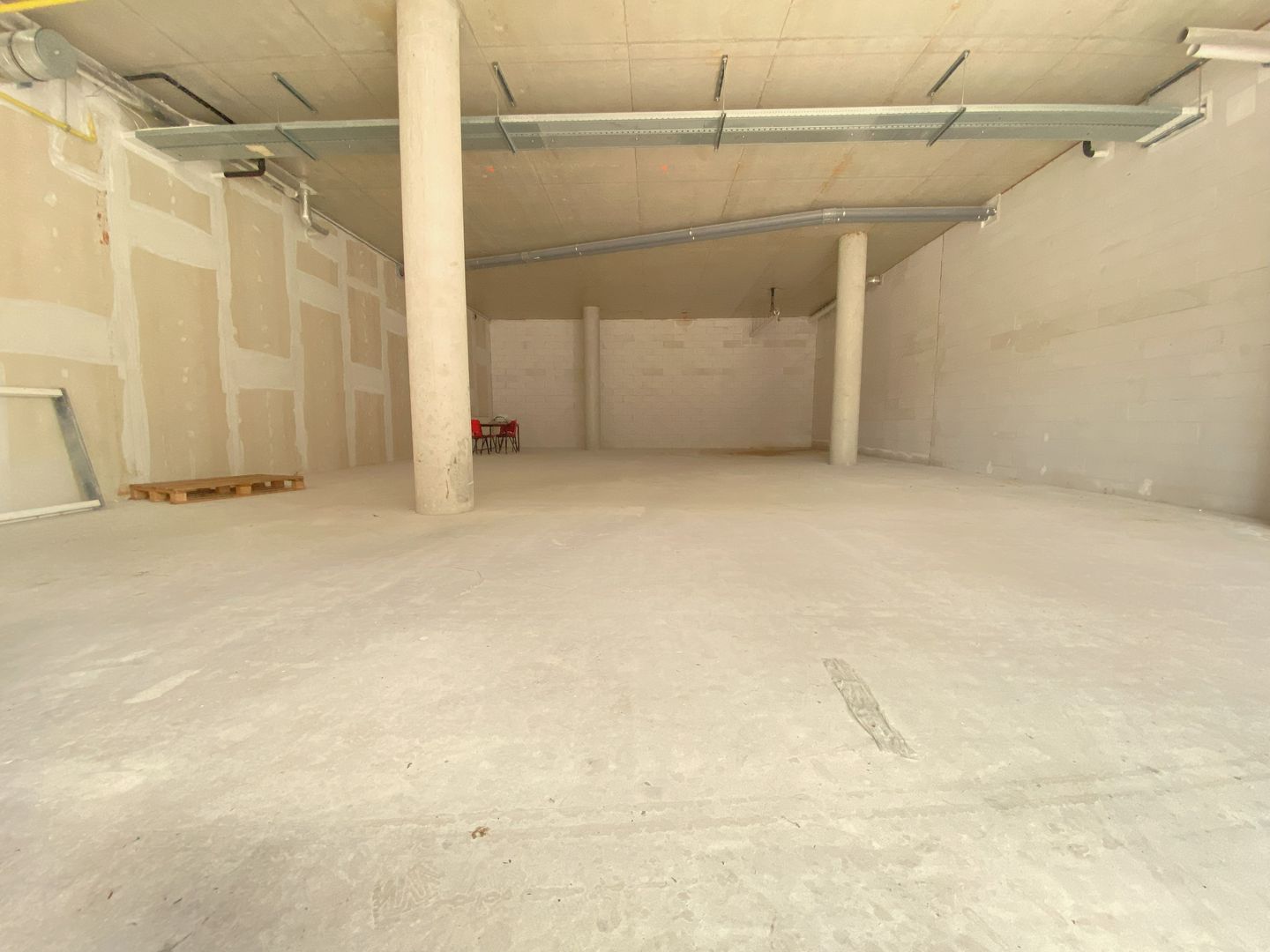 Bekijk foto 2 van Stationsweg 8