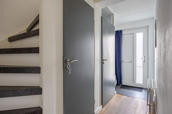 Foto 7 van Niek Engelschmanstraat 3