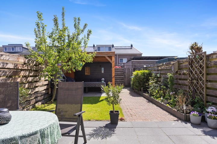 Foto 26 van Niek Engelschmanstraat 3