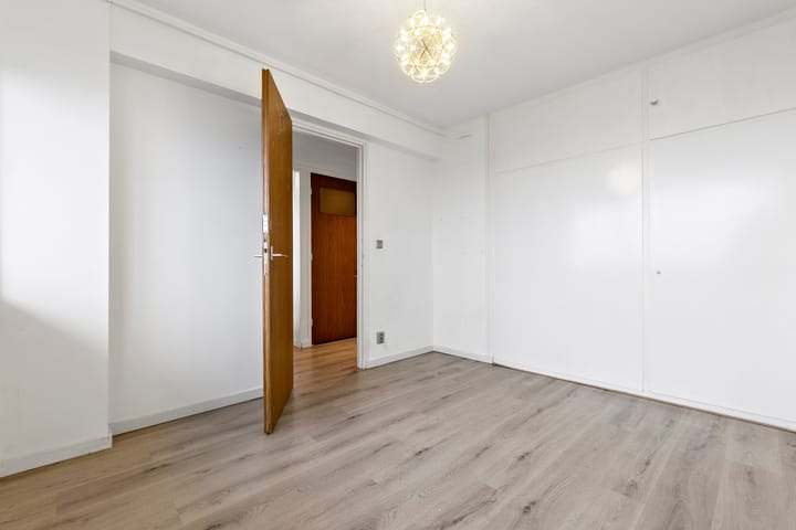 Foto 18 van Burgemeester Van Haarenlaan 1422