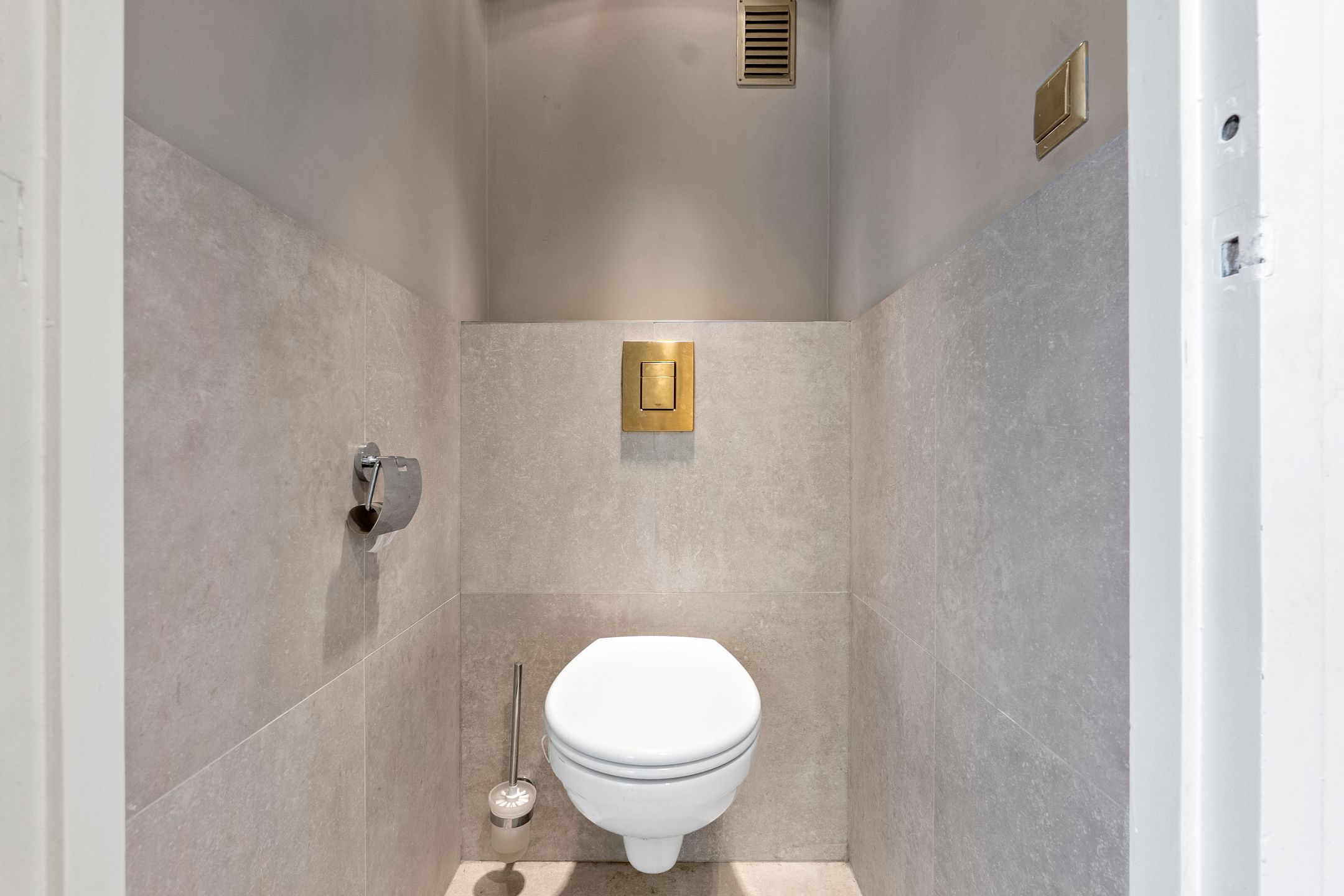 Foto 24 van Burgemeester Van Haarenlaan 1422