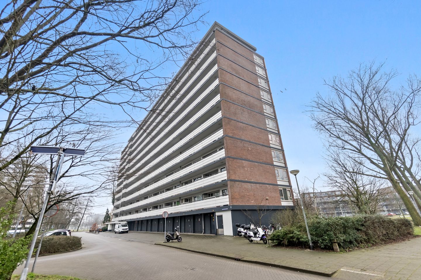 Foto 34 van Burgemeester Van Haarenlaan 1422