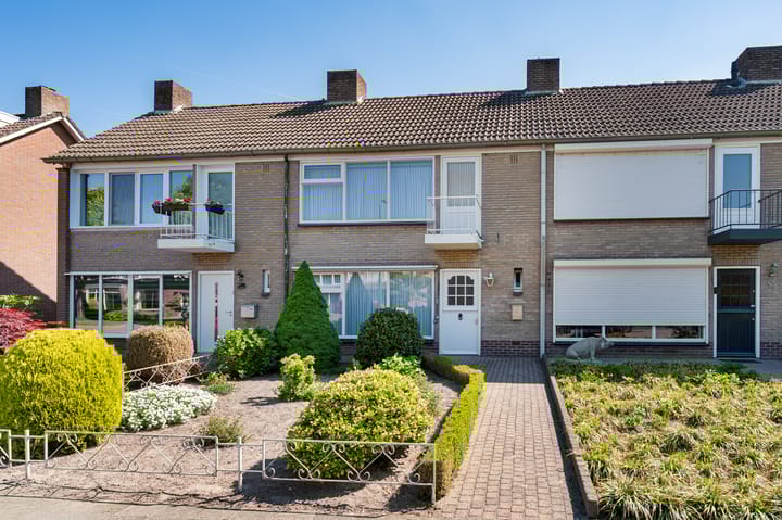 Bekijk foto van Azaleastraat 43