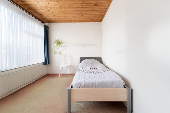 Foto 17 van Azaleastraat 43