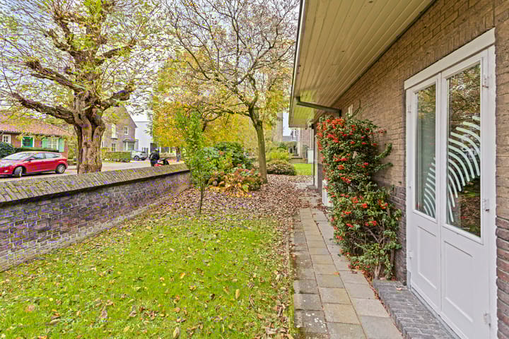 Photo 39 of Mauritslaan 23