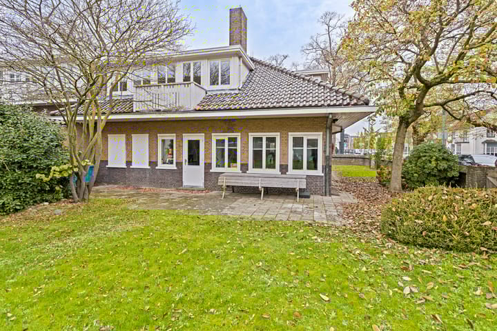 Photo 42 of Mauritslaan 23