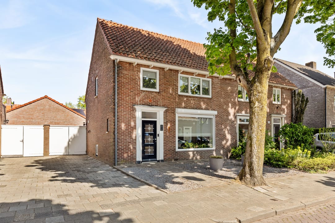 Koopwoningen - huizen te koop in [Funda]