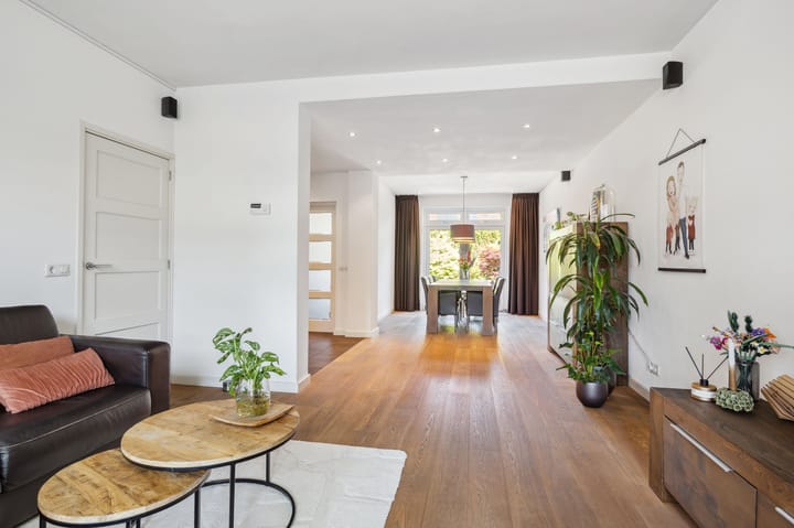 Photo 4 of Meester Schrauwenstraat 12