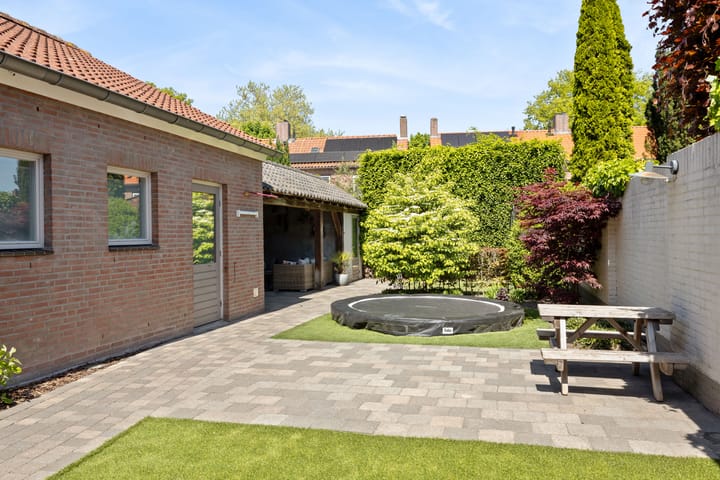 Photo 26 of Meester Schrauwenstraat 12