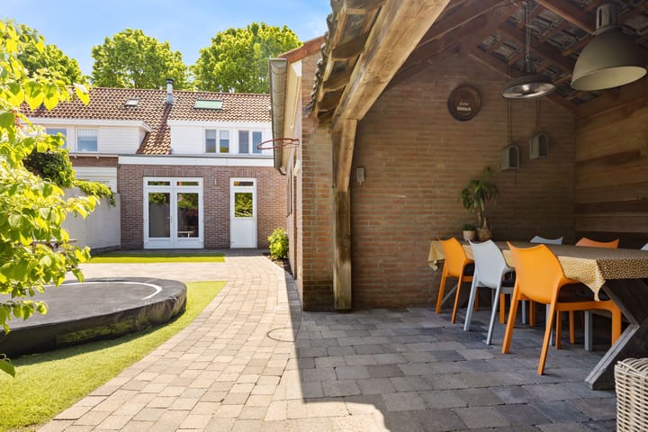 Photo 30 of Meester Schrauwenstraat 12