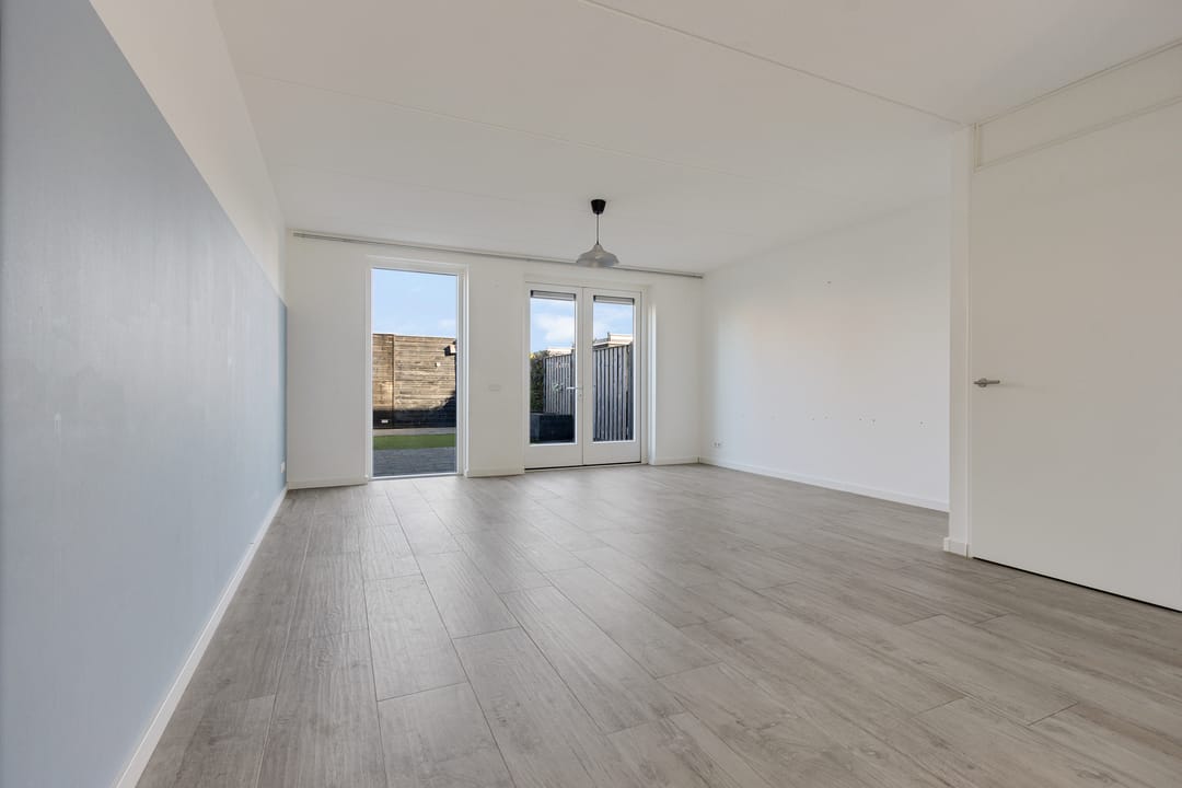 Foto 2 van Domela Nieuwenhuisweg 25