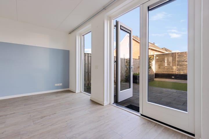 Foto 14 van Domela Nieuwenhuisweg 25