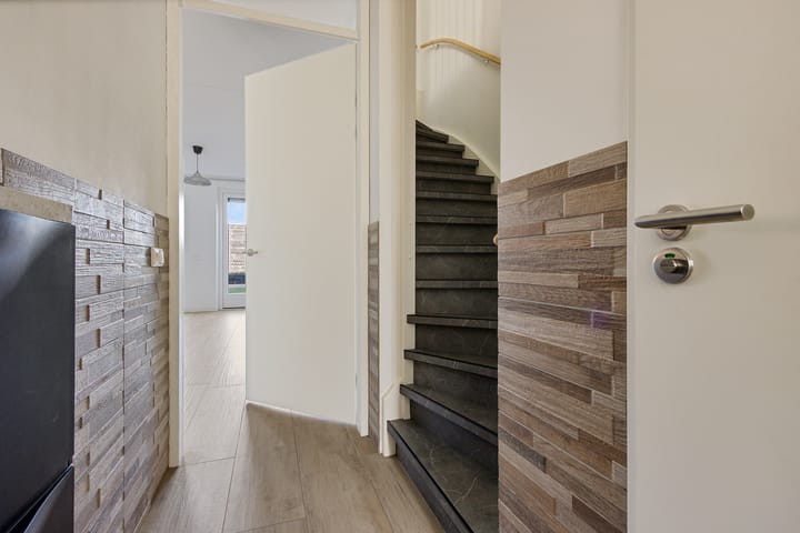 Foto 18 van Domela Nieuwenhuisweg 25