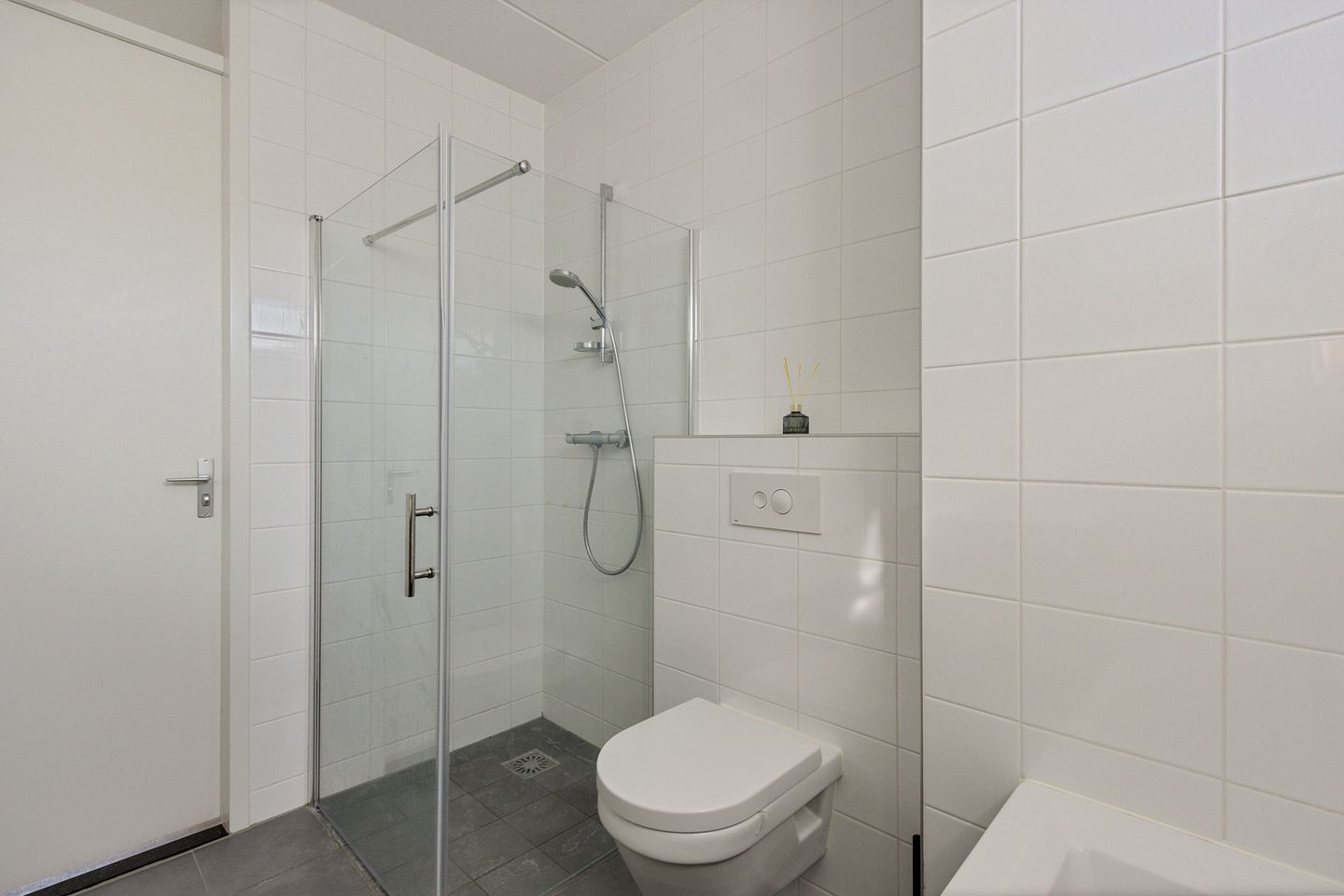 Foto 19 van Domela Nieuwenhuisweg 25