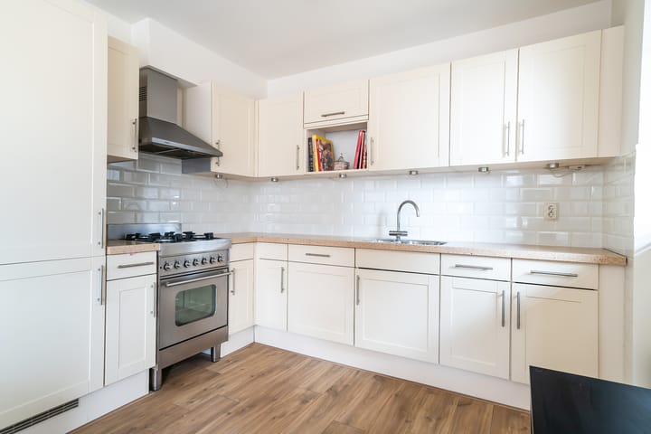 Foto 7 van Johan van Oldenbarneveltlaan 23-C