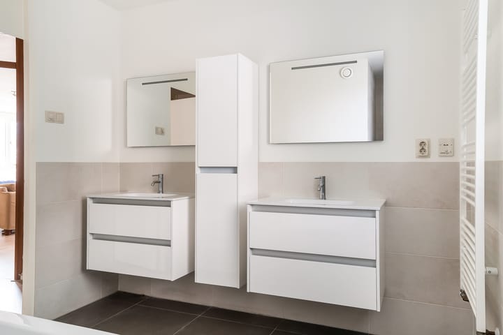 Foto 17 van Johan van Oldenbarneveltlaan 23-C