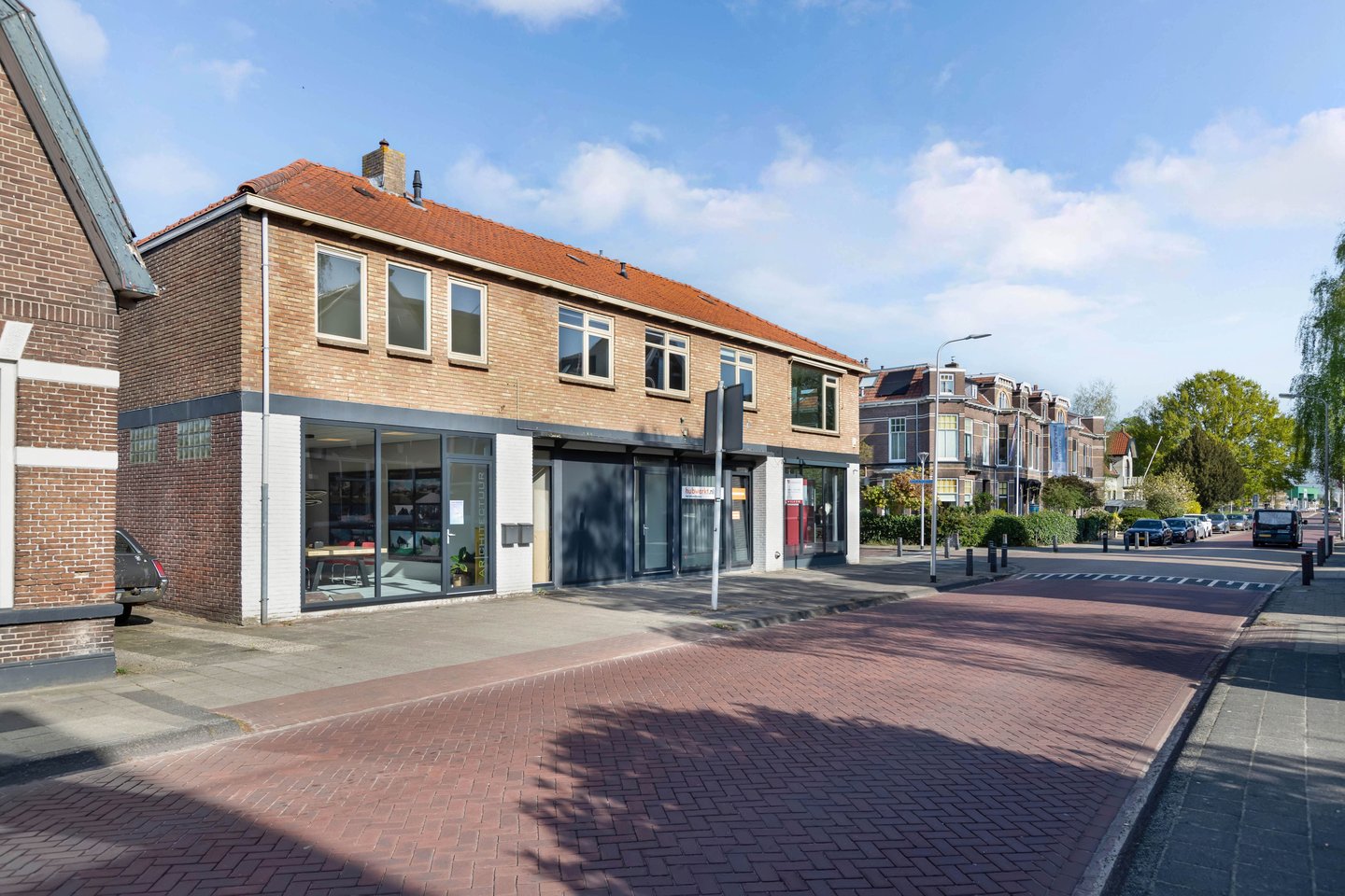 View photo 4 of Stationsstraat 13-A