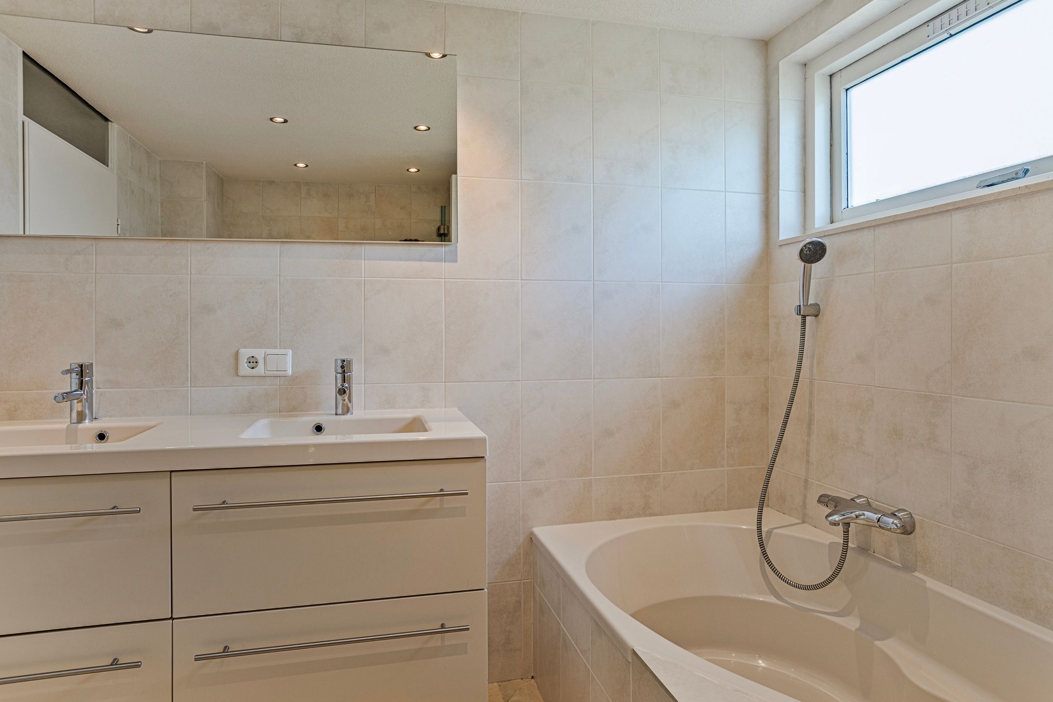 Photo 27 of Geerland 72