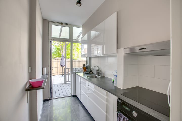 Foto 8 van Loosduinseweg 1195