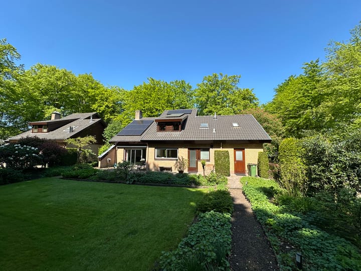 Foto 38 van Bernadottelaan 9