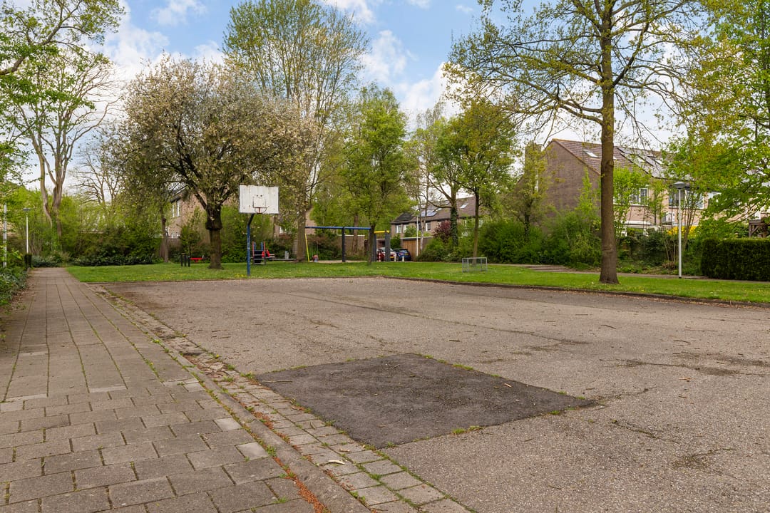 Photo 32 of Vuurdoornstraat 202