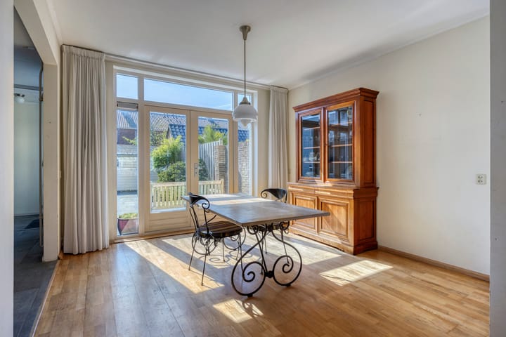 Foto 10 van Hugo de Grootstraat 17