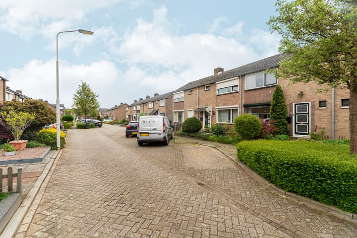 Foto 34 van Steenstraat 4