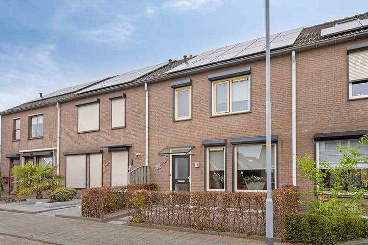 Foto 4 van Burchtstraat 8