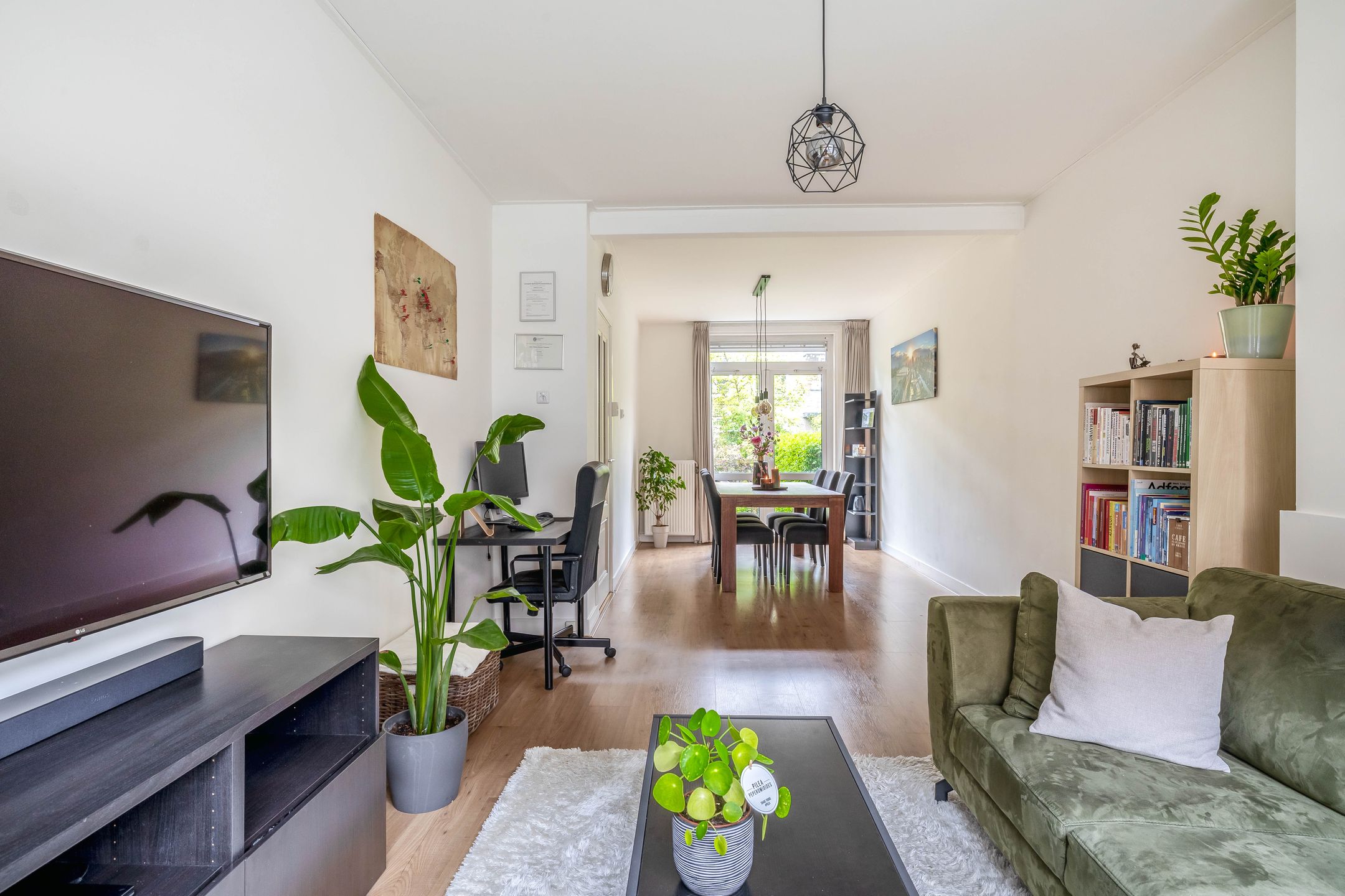 Foto 12 van Van Nideckstraat 23-A