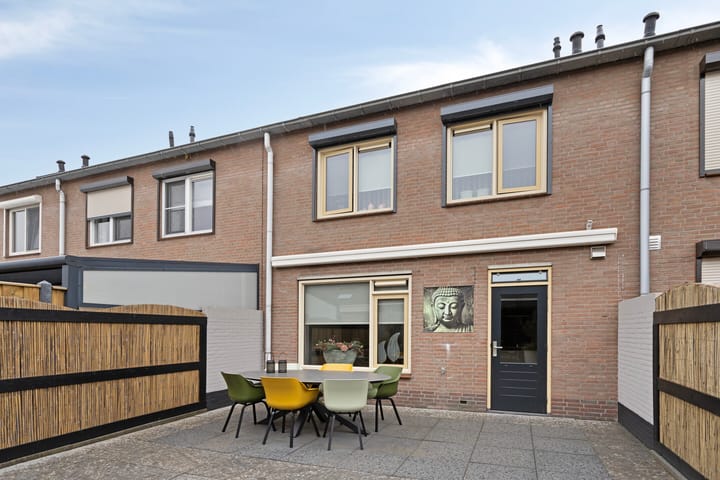 Foto 35 van Burchtstraat 8