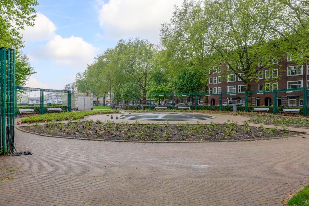 Foto 38 van Van Nideckstraat 23-A