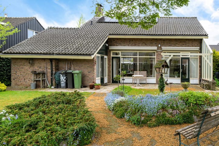 Foto 47 van Plevierstraat 6