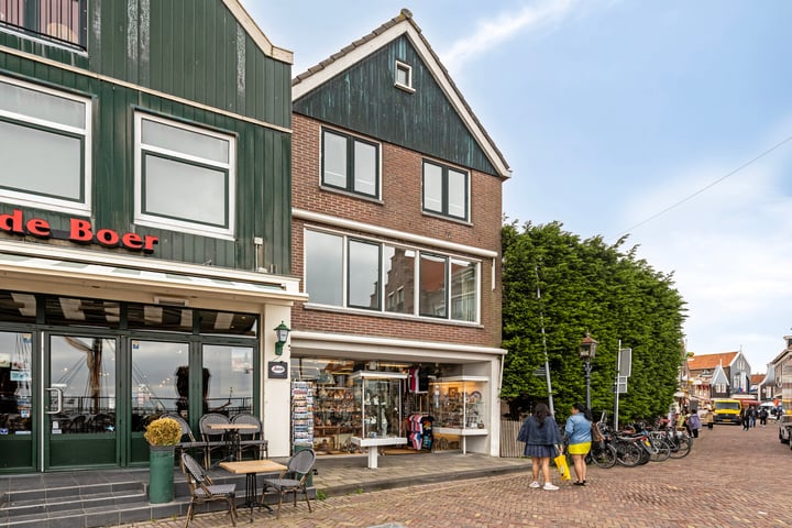 Haven 54, Volendam