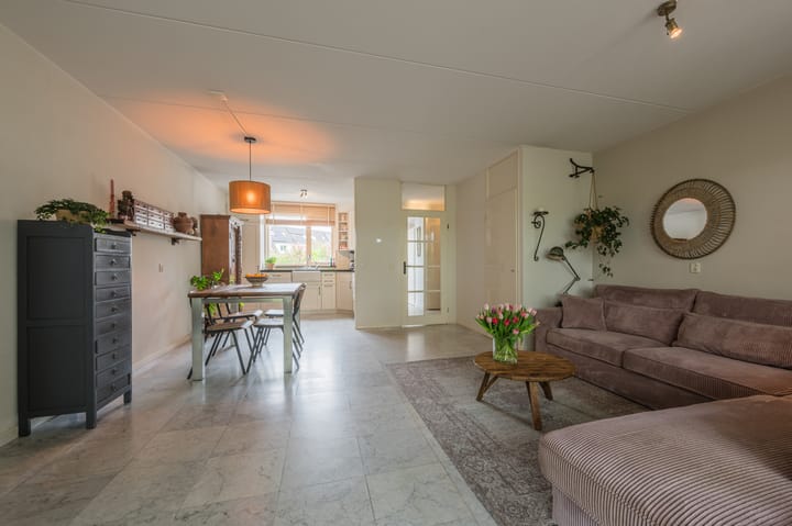 Foto 4 van Spinel 27