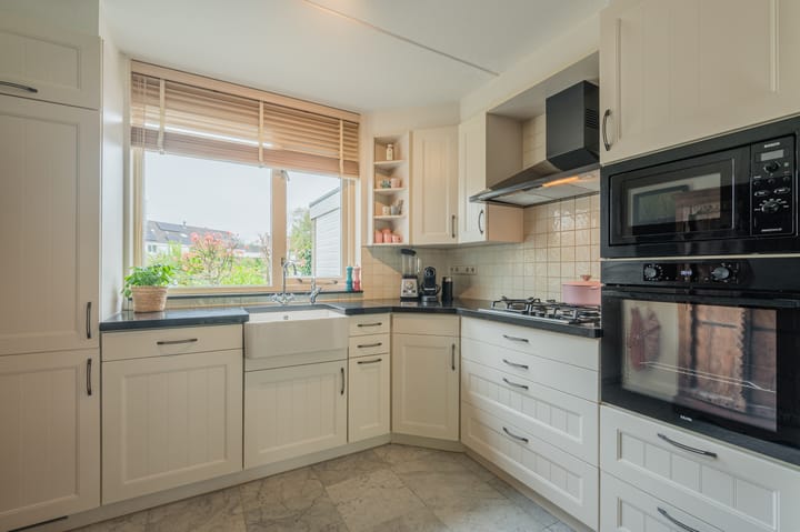 Foto 13 van Spinel 27